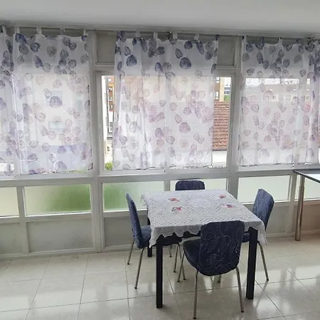 Apartment Piso Bertamirans Centro Angeles