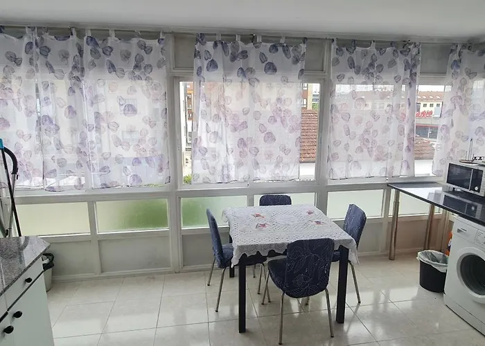 Daire Piso Bertamirans Centro Angeles